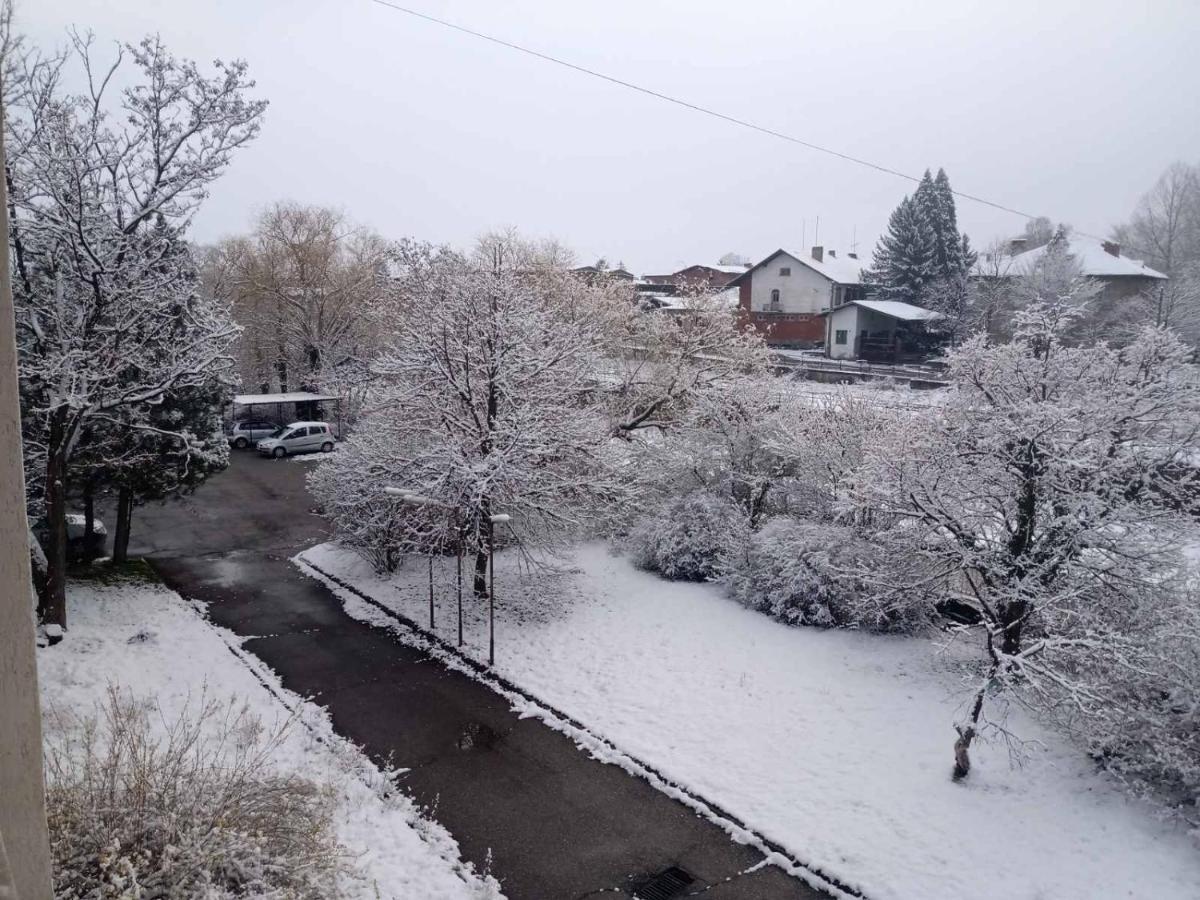 Хотел Оренда Dupnitsa Exterior foto